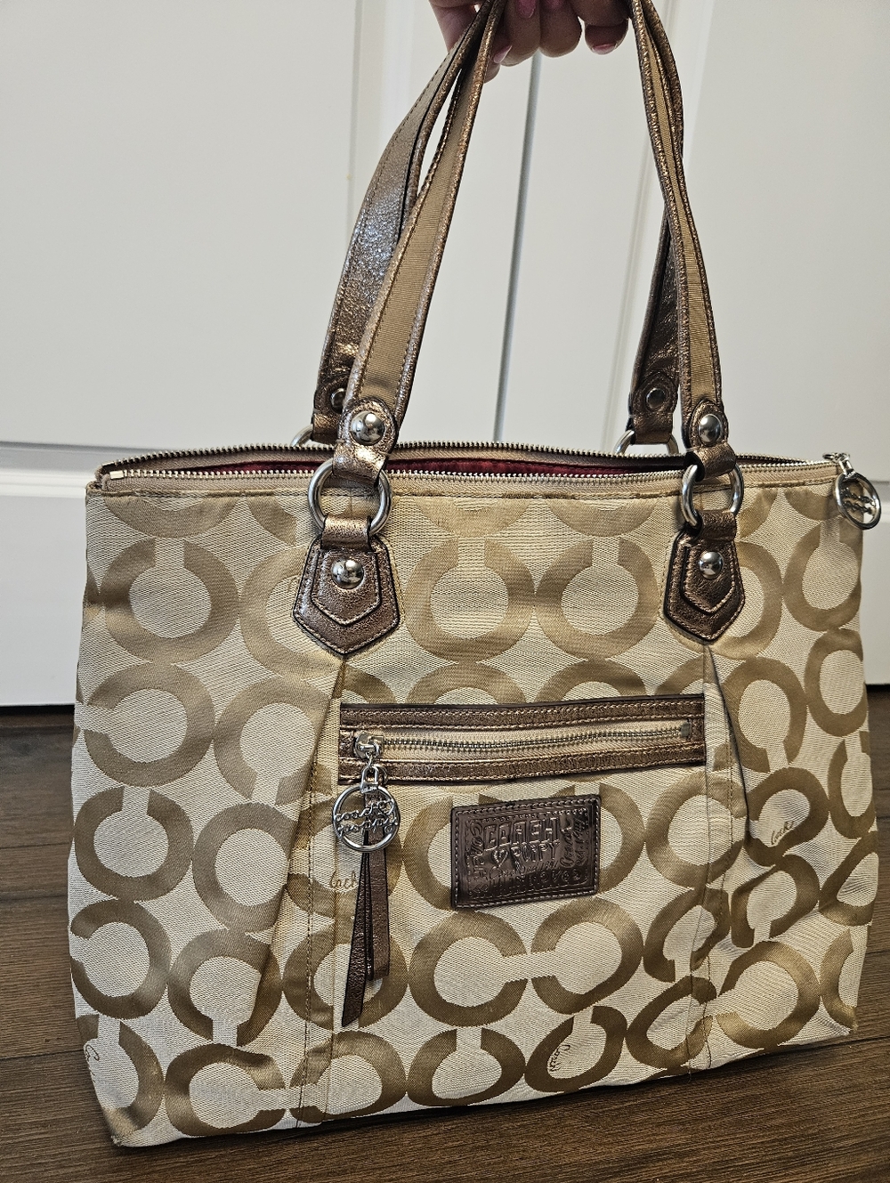 Coach Poppy Metallic Gold Signature Tote Bag W/ 2 Round Poppy Zipper Pulls